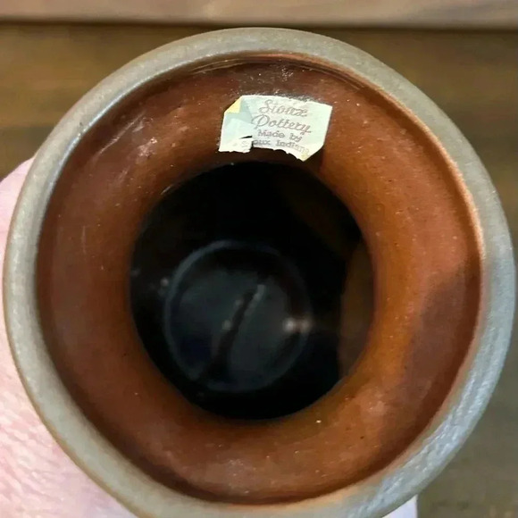 Vintage Sioux Indians Signed Pottery Vase Flat Bottom Sioux Indian Label EUC - Picture 6 of 8